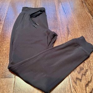 🌟Lululemon black jogger pant